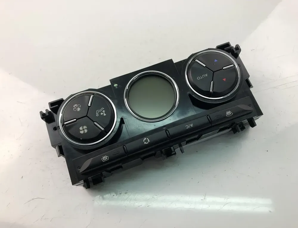 Citroën ds3 Další řídící jednotky 96753994XTCitroën ds3 Další řídící jednotky 96753994XT - Novinka v nabídce