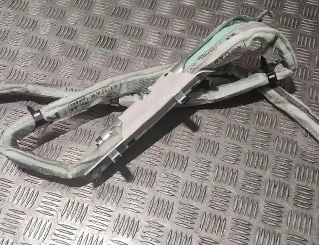 Jaguar Xf Pravý střešní airbag SRS 34013010BJaguar Xf Pravý střešní airbag SRS 34013010B | Sleva navíc