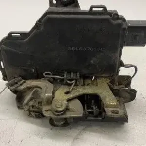 Akce - Volkswagen Passat Pravé přední dveře zámek 3B1837016C
