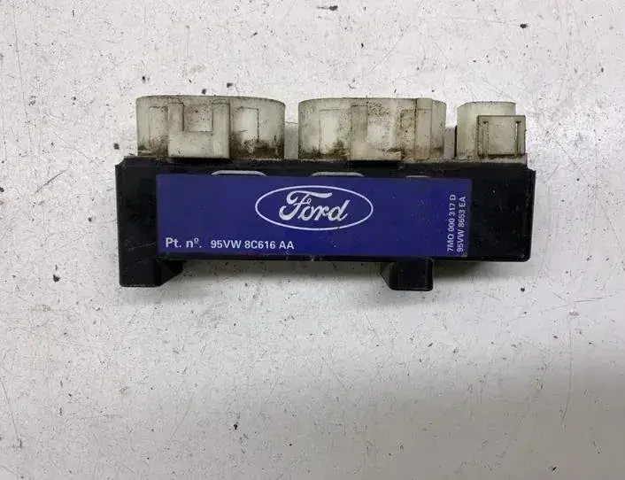 Velká sleva | Ford Galaxy Chladičový ventilátorový relé 95VW8653EA, 7M0000317D