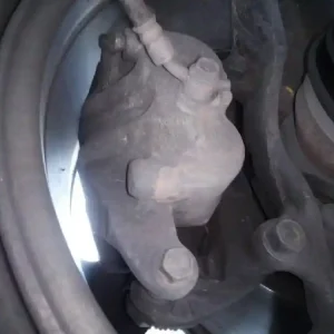 Akční nabídka - Opel Pathfinder Levý přední třmen brzdy